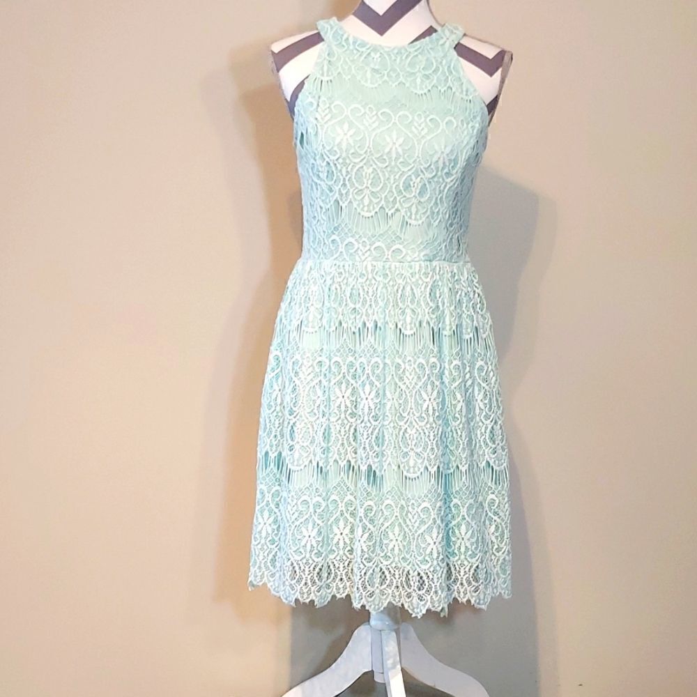 GUC Pinky Sherbert Green Sleeveless Lace Mini Dress Womens
